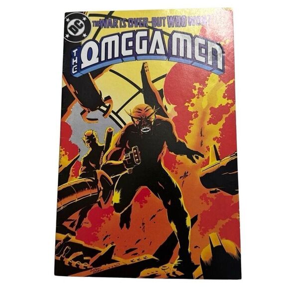 Omega Men #6 - 1982 series DC comics VF+ - Picture 2 of 5